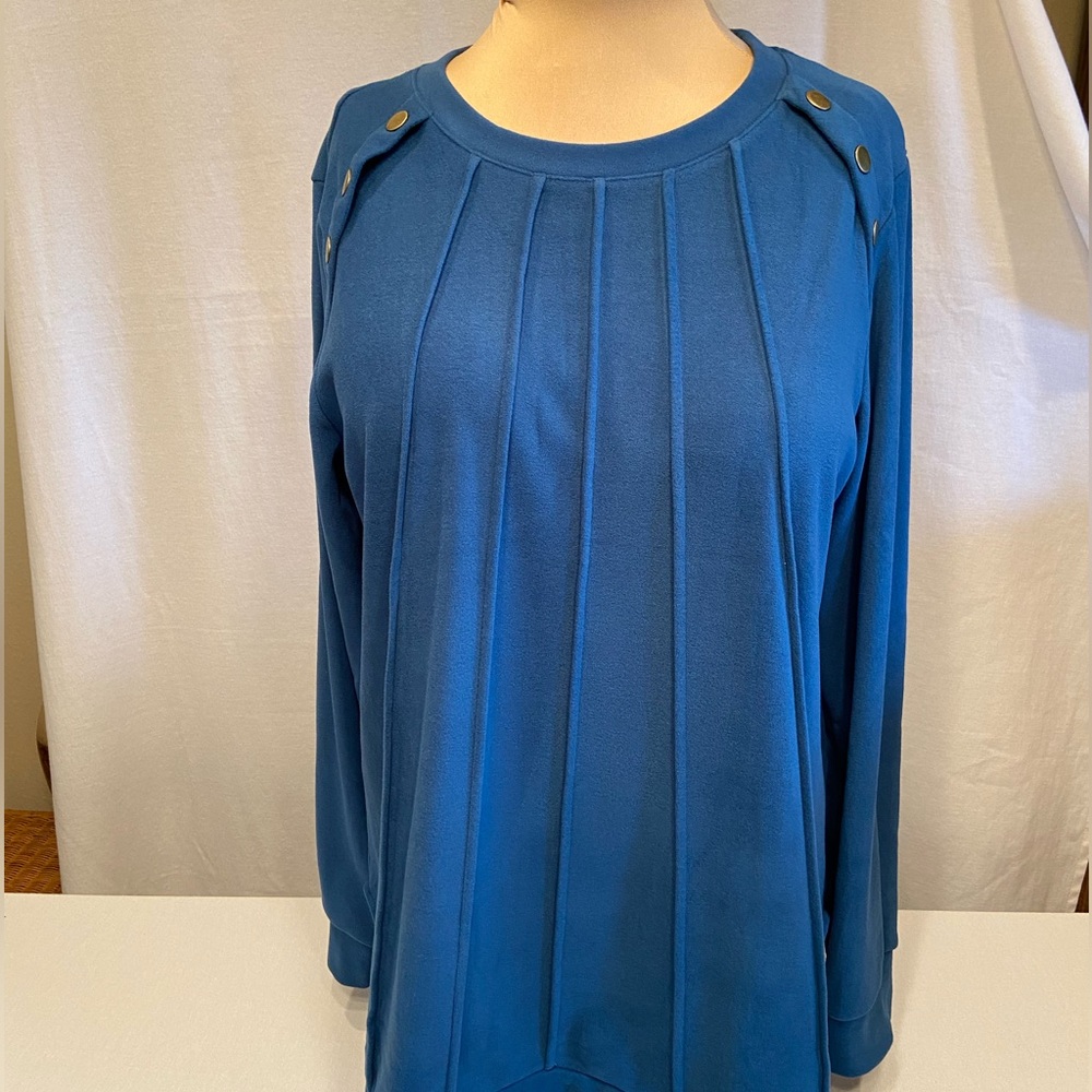 Woman’s long sleeve blouse